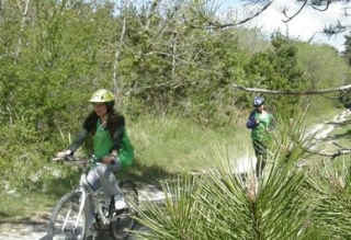  Salida en bicicleta de cerro en Bretaña